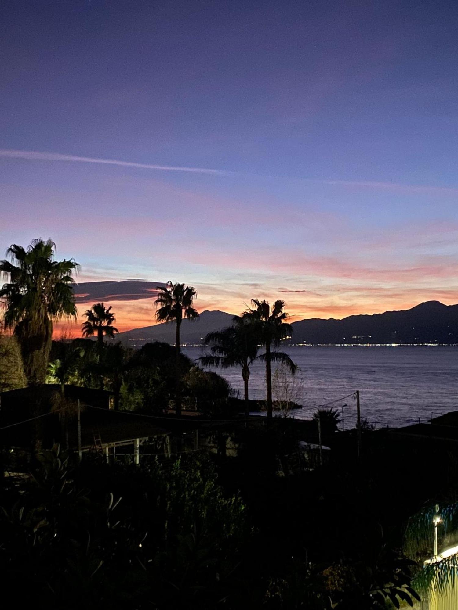 Thalassa Suite & Spa Reggio di Calabria Exteriör bild