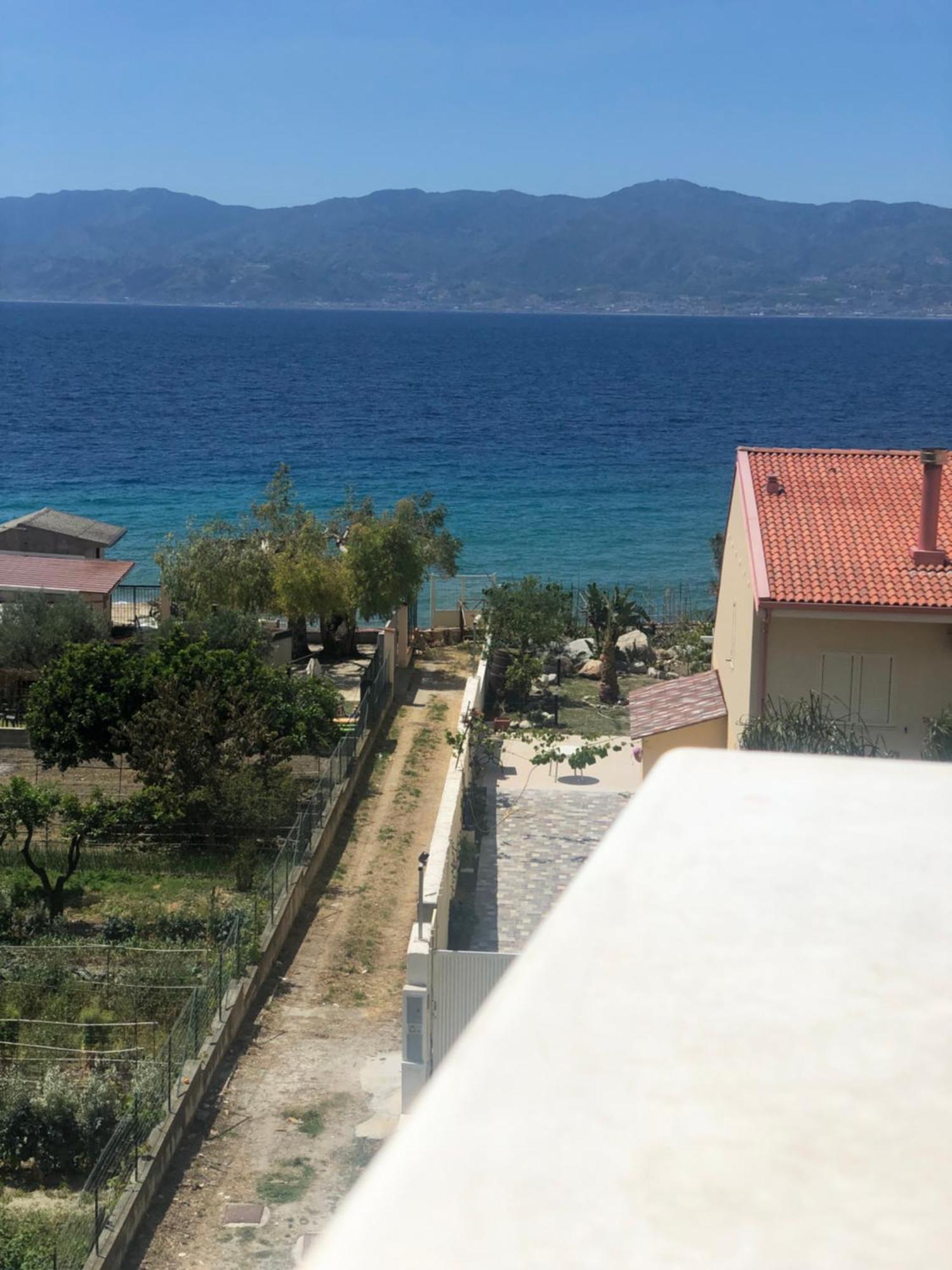Thalassa Suite & Spa Reggio di Calabria Exteriör bild